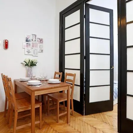 Old Charm Apartament